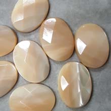 18X25MM FACETED OVAL CABOCHON MOP NATURAL(6PCS/BAG)